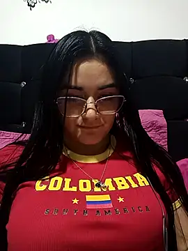 Hanna Kinsley online show from March 21, 2025, 3:44 am