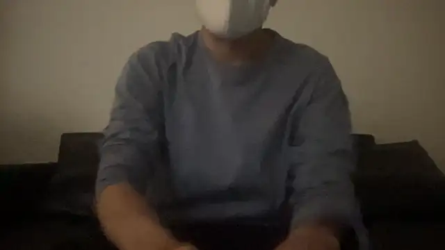 SzkzLing online show from March 9, 2026, 10:58 pm