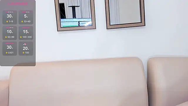 naomiii   online show from February 11, 2025, 1:20 am