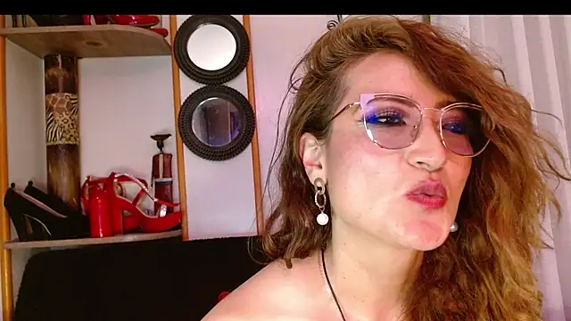 AdeleMourfg online show from February 10, 2025, 9:04 am