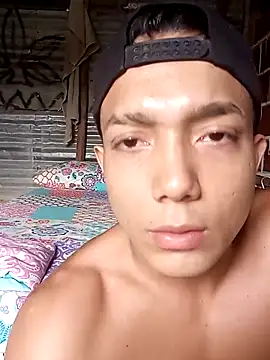 tayson  online show from February 6, 2025, 3:09 pm