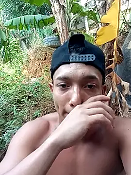 tayson  online show from March 5, 2025, 9:04 pm