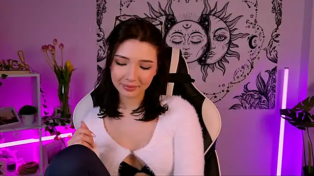 EmmaKeam online show from March 11, 2025, 7:58 am