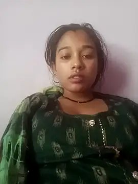 Surajpuja79 online show from February 8, 2026, 2:04 am