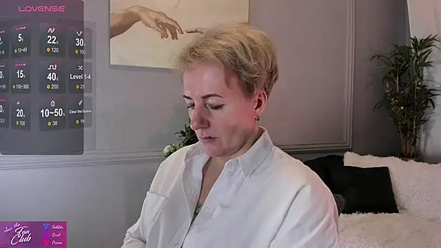 Nika Smit online show from January 18, 2025, 9:02 am