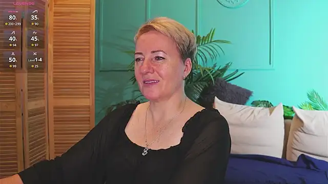 Nika Smit online show from September 14, 2025, 5:17 am