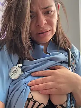 NATHALIA-28  online show from November 17, 2025, 12:33 pm