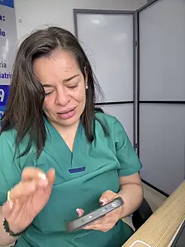 NATHALIA-28  online show from March 17, 2026, 11:46 am