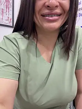 NATHALIA-28  online show from April 10, 2026, 12:32 pm