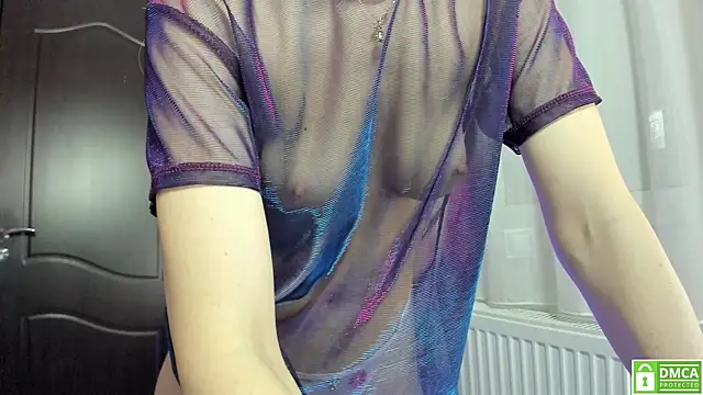 Anahi1993 online show from February 28, 2025, 7:37 am