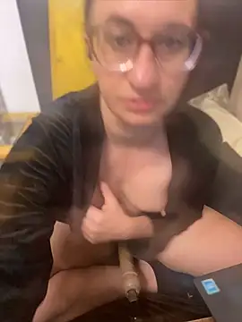 gloria7v05 online show from April 21, 2026, 3:02 am