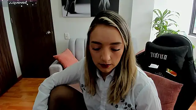 Katapinter online show from March 5, 2025, 4:46 pm