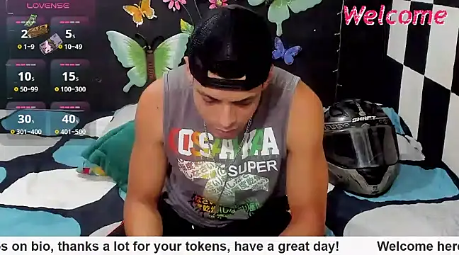 Snapshot of MikeRose94 chatting on March 18, 2025, 7:20 pm MikeRose94 online show from March 18, 2025, 7:20 pm