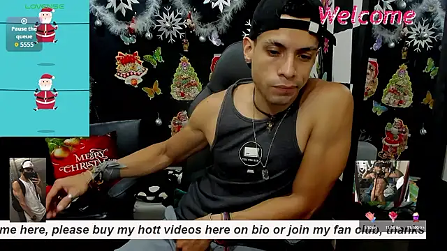 Snapshot of MikeRose94 chatting on January 7, 2026, 6:21 pm MikeRose94 online show from January 7, 2026, 6:21 pm