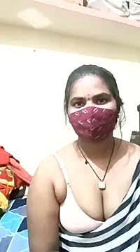 anitha906 online show from December 26, 2024, 4:14 pm