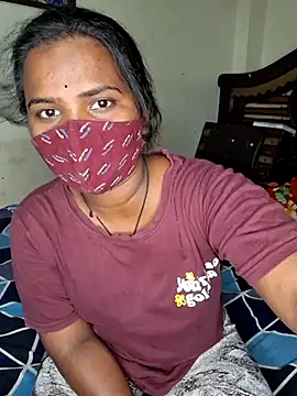 anitha906 online show from March 19, 2025, 11:39 am