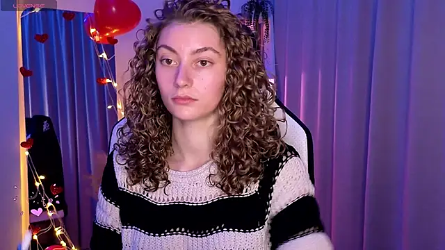 lady curls online show from February 21, 2025, 11:32 pm