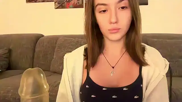 EmilyWi  online show from September 26, 2025, 4:55 pm