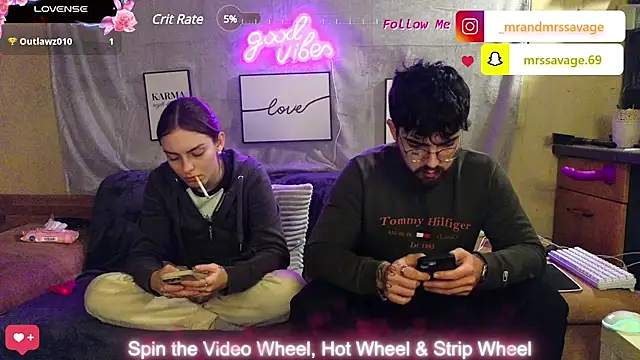 MrAndMrsSavage online show from January 19, 2025, 8:09 pm