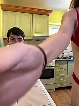 MrAndMrsSavage online show from February 20, 2025, 2:02 pm