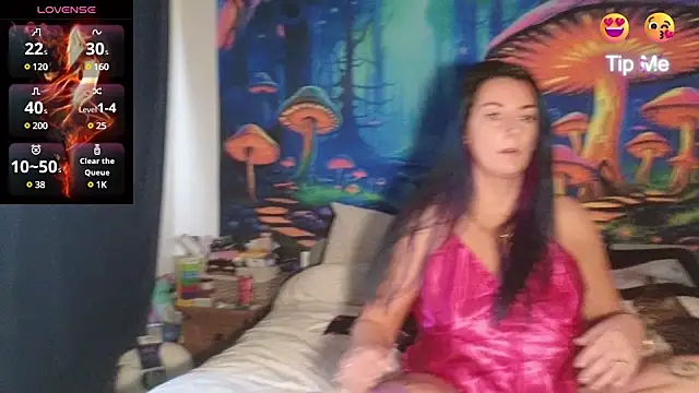 tattoomilf86 online show from February 23, 2025, 2:04 pm