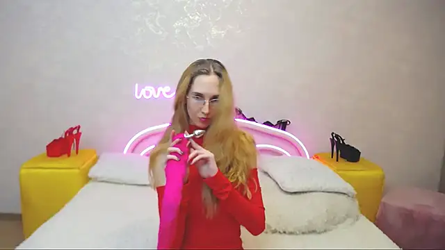 KlaryBrait online show from March 2, 2025, 2:10 pm