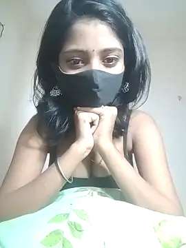 HotKhushi13 online show from December 10, 2024, 5:07 am