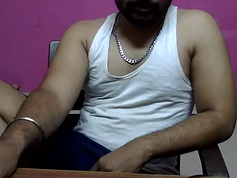 HotKhushi13 online show from July 26, 2026, 9:32 pm