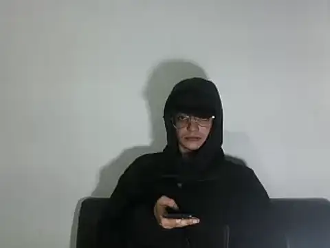 creamyadvisor01 online show from January 5, 2025, 11:48 am