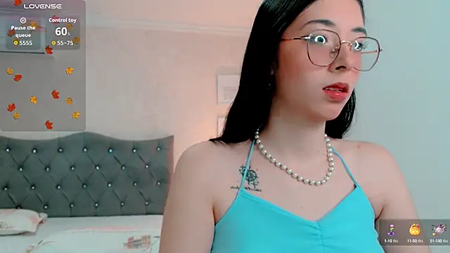 brooklove doll online show from October 13, 2025, 2:11 am