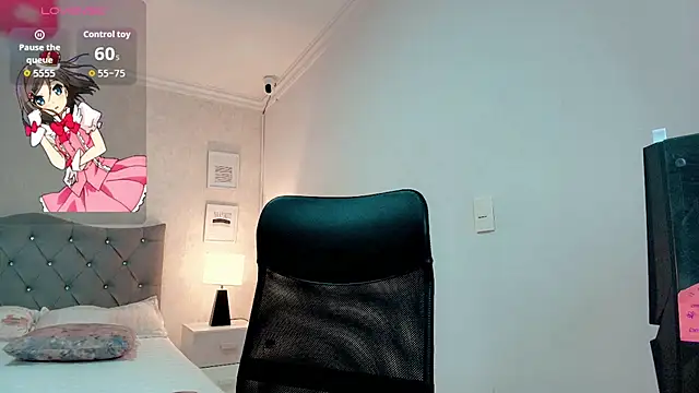 brooklove doll online show from November 24, 2025, 5:23 pm