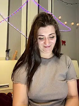 Snapshot of Jadelli chatting on February 19, 2025, 9:03 pm Jadelli online show from February 19, 2025, 9:03 pm