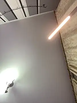 Snapshot of Jadelli chatting on February 24, 2025, 9:41 pm Jadelli online show from February 24, 2025, 9:41 pm