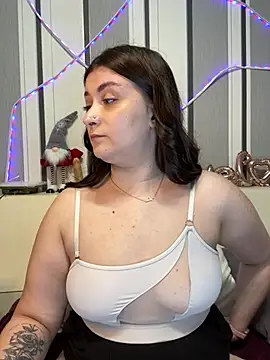 Snapshot of Jadelli chatting on March 1, 2025, 7:04 pm Jadelli online show from March 1, 2025, 7:04 pm