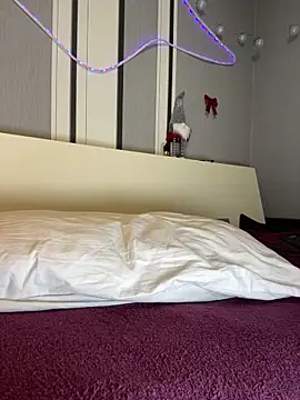 Snapshot of Jadelli chatting on March 17, 2025, 12:41 am Jadelli online show from March 17, 2025, 12:41 am