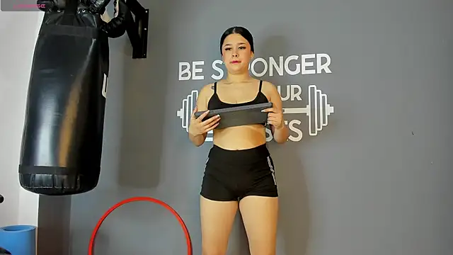 Snapshot of ariadna_milano chatting on December 13, 2024, 12:39 pm ariadna milano online show from December 13, 2024, 12:39 pm