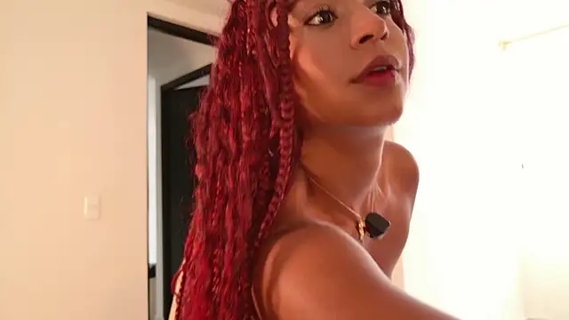 Lorena Vieira  online show from October 17, 2025, 5:48 pm