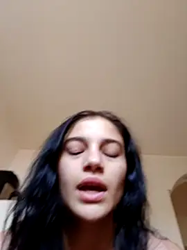 Virgin Pussy Love online show from June 25, 2026, 1:59 pm