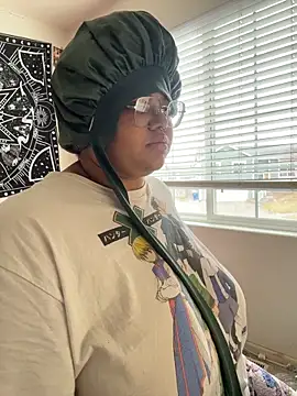 Snapshot of Ectorius chatting on March 4, 2026, 4:02 pm Ectorius online show from March 4, 2026, 4:02 pm