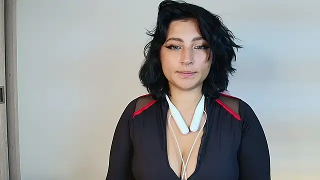 Snapshot of Pauilina chatting on January 24, 2025, 1:25 pm Pauilina online show from January 24, 2025, 1:25 pm