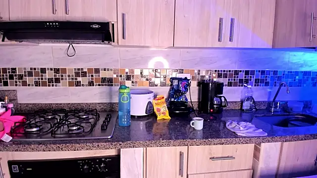 Snapshot of BRITHANY_SPARK chatting on February 22, 2025, 10:52 pm BRITHANY SPARK online show from February 22, 2025, 10:52 pm