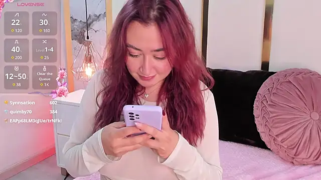 SalommeFlores online show from February 6, 2025, 6:51 am