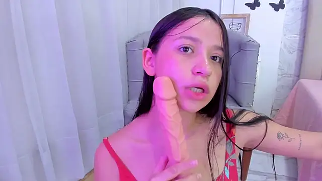 Foxy200   online show from January 28, 2025, 11:50 pm