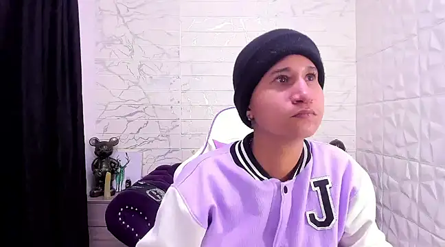 Im Milan Rs online show from February 10, 2025, 3:13 am