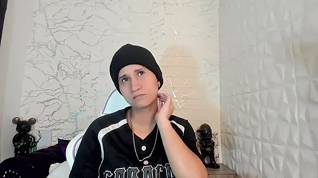 Im Milan Rs online show from March 10, 2025, 3:23 am