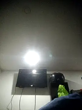 Snapshot of jeremiabello chatting on September 18, 2025, 6:04 am jeremiabello online show from September 18, 2025, 6:04 am