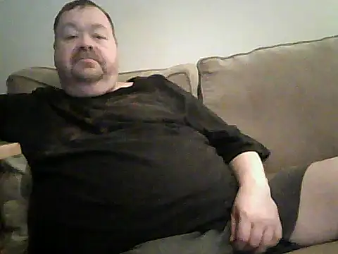 Snapshot of hitman_35 chatting on April 13, 2026, 2:50 am hitman 35 online show from April 13, 2026, 2:50 am