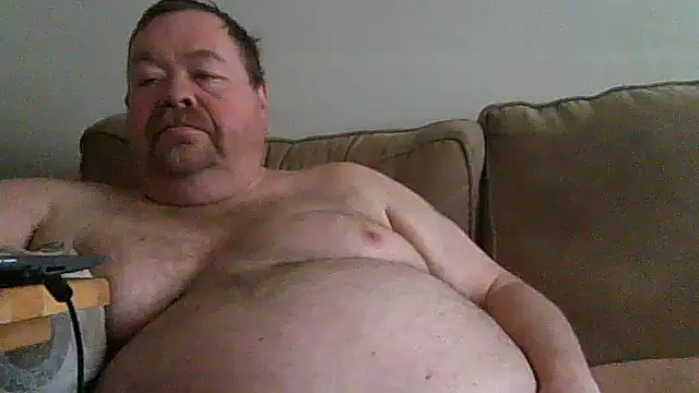 Snapshot of hitman_35 chatting on May 8, 2026, 4:34 pm hitman 35 online show from May 8, 2026, 4:34 pm