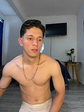 Snapshot of Bodyxx23 chatting on May 6, 2026, 10:15 pm Bodyxx23 online show from May 6, 2026, 10:15 pm