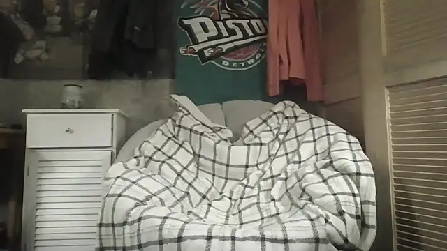 Snapshot of Edward_LongCock chatting on July 19, 2026, 10:02 pm Edward LongCock online show from July 19, 2026, 10:02 pm